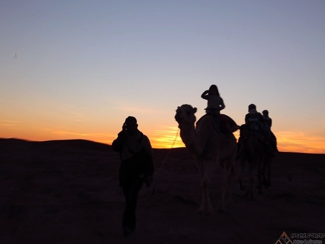 Excursion de 3 jours Erglihoudi et Chegaga en 4x4 et chameaux