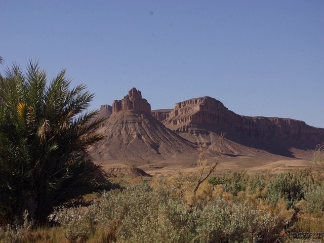 Circuit-Gorges-de-Toudra-&-Dunes-de-Merzouga-en-2-nuits-et-3-jours